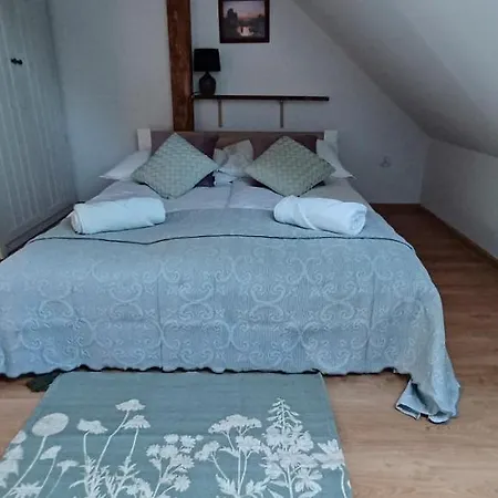 Zakatek Lipowy - Turystyka Stulichy