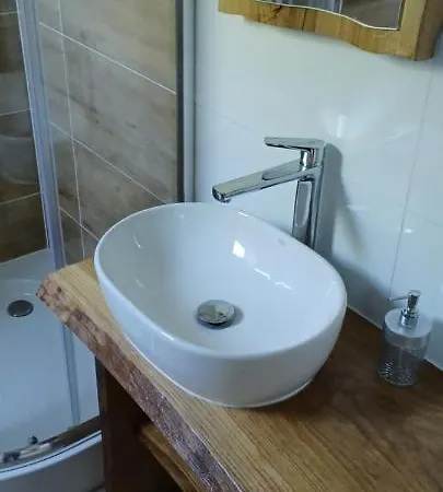 Zakatek Lipowy - Turystyka Stulichy 팜스테이